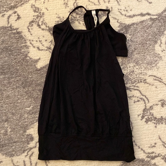 lululemon athletica Tops - Lululemon black tank with built in bra - worn twice